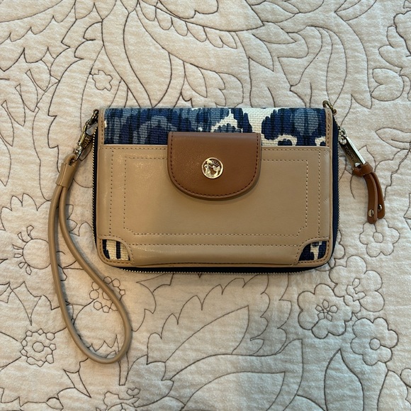 Spartina Wristlet - Picture 1 of 6